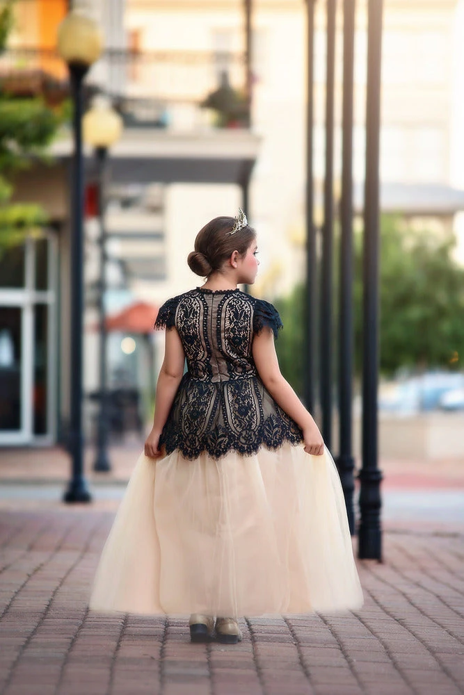 GWENDOLYN GOWN BLACK/NATURAL 5 GWENDOLYN GOWN BLACK/NATURAL - Image 3