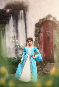 LADY MONTAGUE -Clothing Promotion Store 204 6