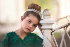 COSMOPOLITAN CROWN -Clothing Promotion Store 266 1