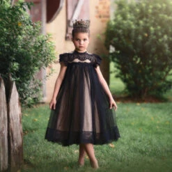 ADRIANA CROWN 10 ADRIANA CROWN -Clothing Promotion Store 2 2b8d6796 25d4 447e aa73 61c6db1d7a6d