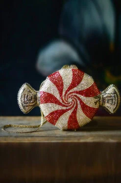 EL DULCE PAVE CLUTCH 13 EL DULCE PAVE CLUTCH -Clothing Promotion Store 307 1 67f6b7cd 312f 4920 a7f4 db73f1966421