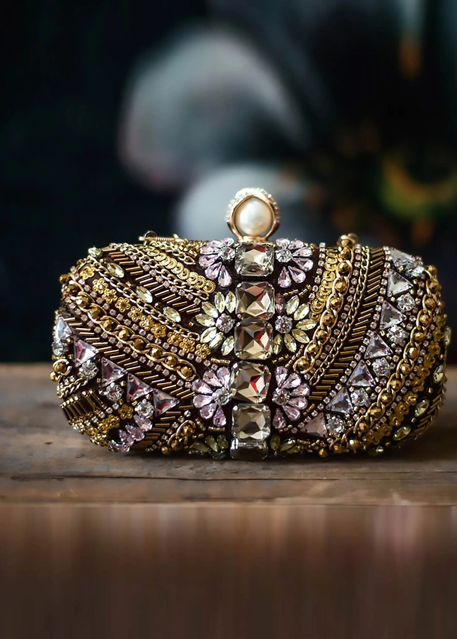 LA JOLLA ANTIGUA JEWELLED CLUTCH 2 LA JOLLA ANTIGUA JEWELLED CLUTCH