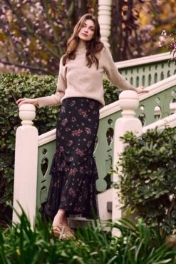 SCARLETT MAXI SKIRT 10 SCARLETT MAXI SKIRT -Clothing Promotion Store DSC05982 1