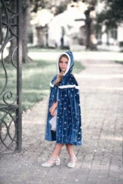 SNOW QUEEN CAPE -Clothing Promotion Store snowprincesscape3